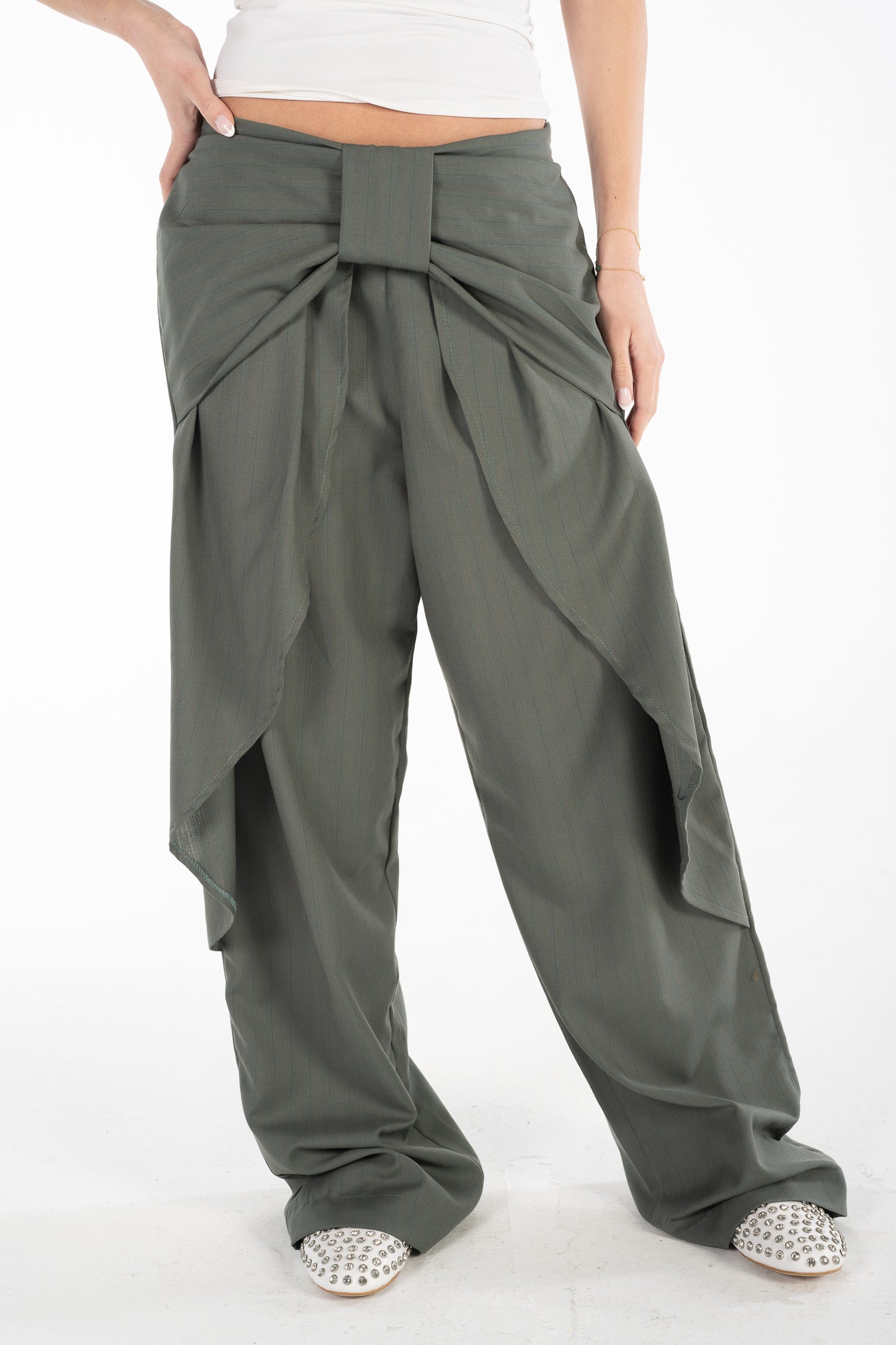 Arco Pants in Olive